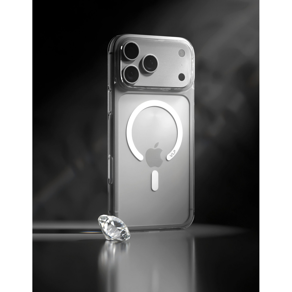 Чехол защитный VLP Diamond Case с MagSafe для iPhone 18 Pro, прозрачный
